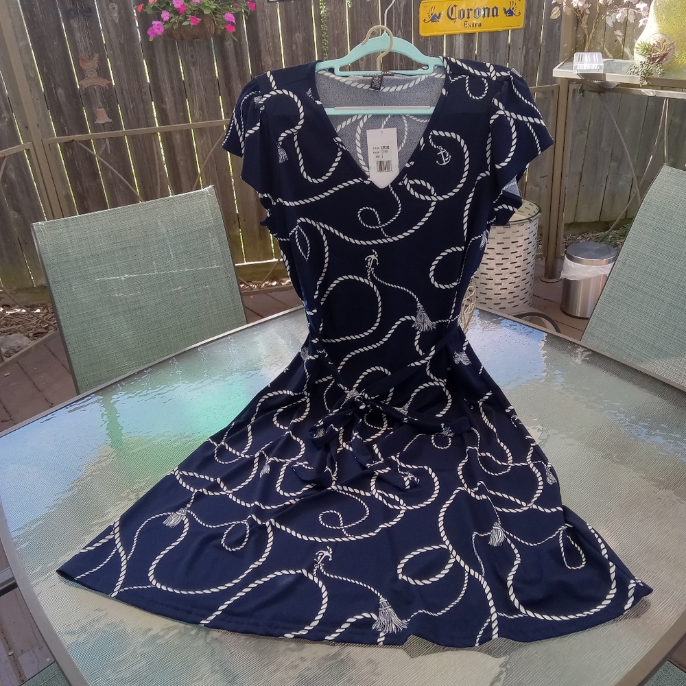 NWT Nina Leonard Cap Sleeve Self Sash Dress, Navy/white, L